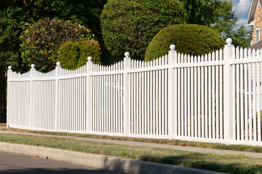 White vinyl fence in Media, PA